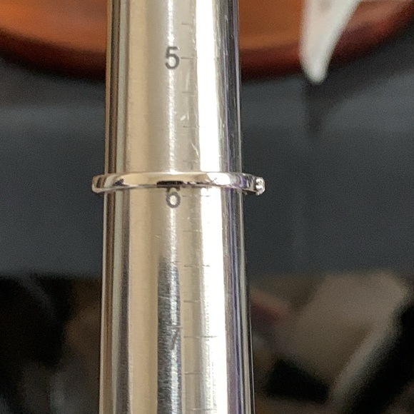 Sterling Silver 1 carat Emerald Cut Moissanite Halo Ring Size 6 - Picture 8 of 9